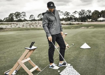 Tiger Golf Polo: Stylish and Comfortable Apparel for Every Golfer