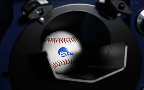 low seam baseballs