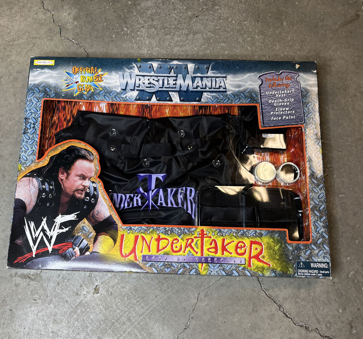 Shop Official WWE Undertaker Costumes and Accessories for Fans