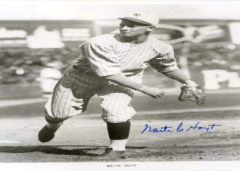 baseball signed by 1927 yankees