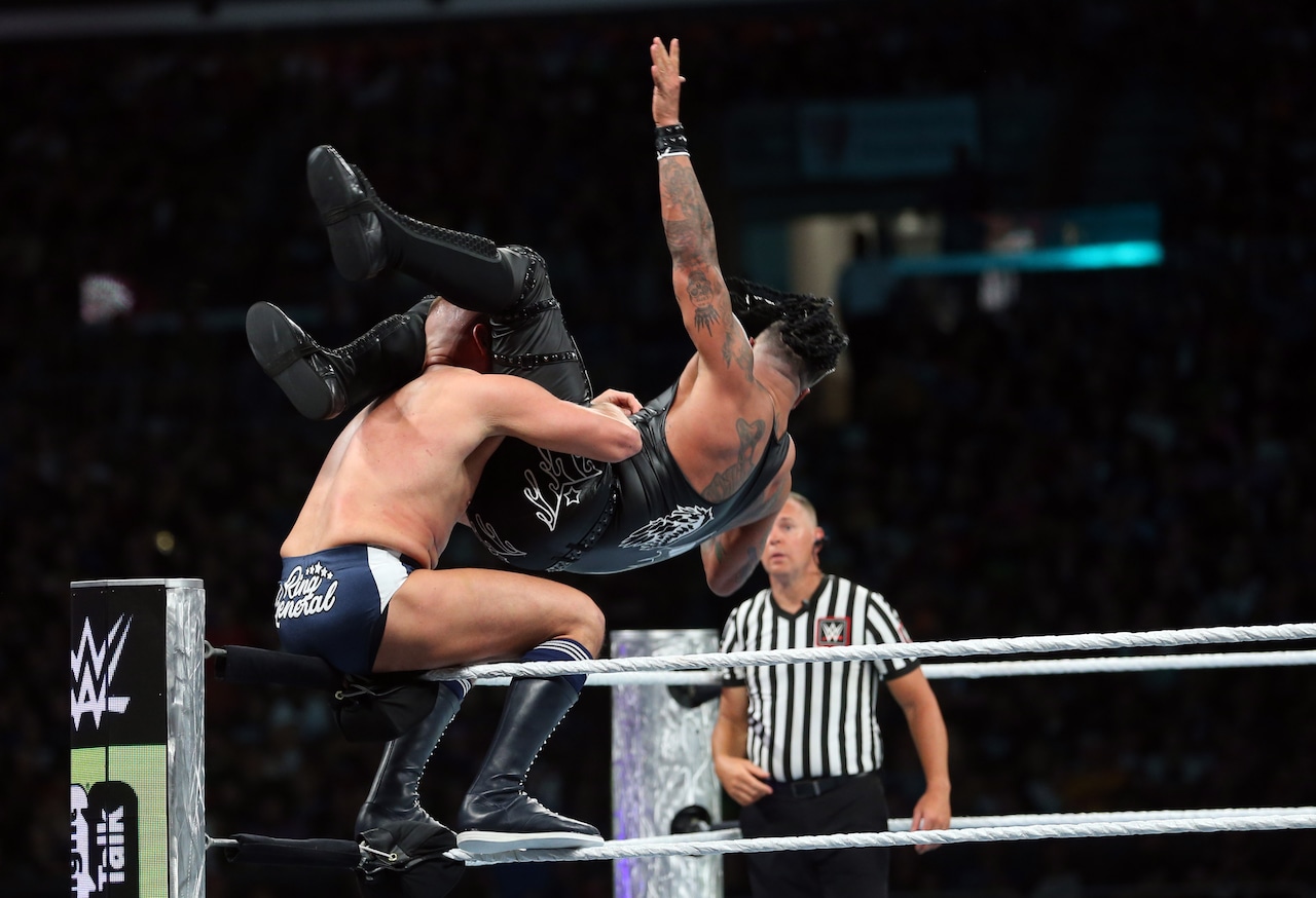 Watch WWE Monday Night Raw Live from Grand Rapids: November 18, 2024 Edition