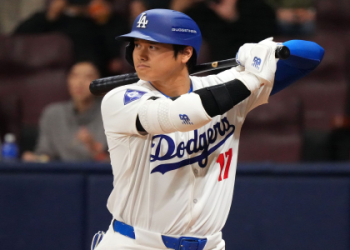 la dodgers baseball bat