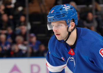 Discover the Oldest NHL Players in 2024: Who Holds the Record This Season?