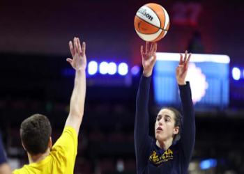 Discovering WNBA Origins: A Look Back at the Leagues Start