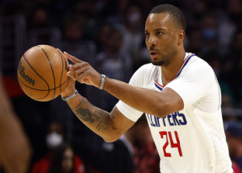 Phil Jackson News Today: Stay Informed on the NBA Legend.