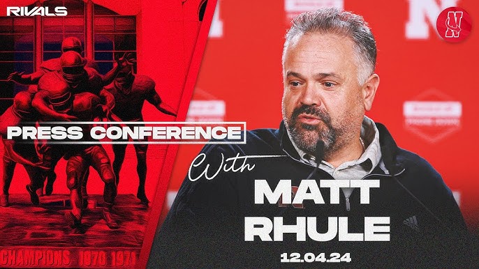 Football Coach News: Coaching Changes and Transfer Rumors