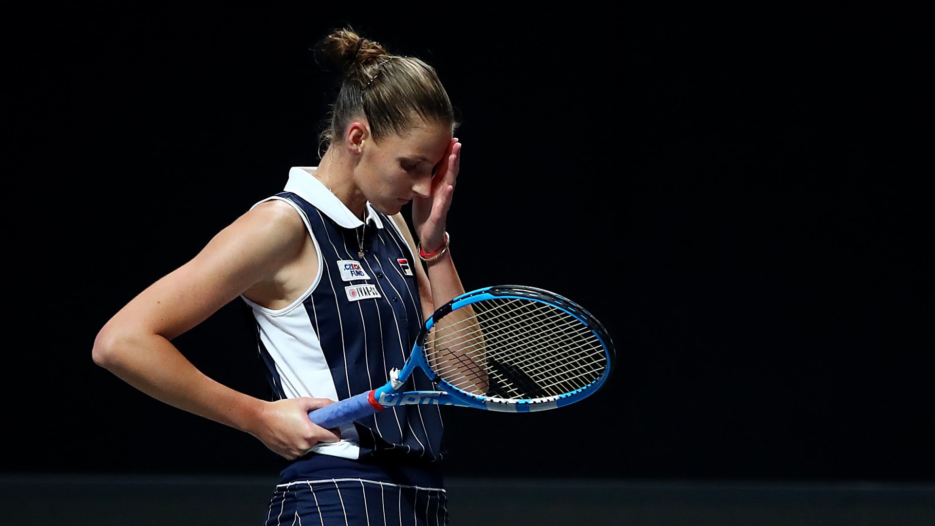 Common Mistakes with the High Arcing Tennis Hit and How to Fix Them Quickly.