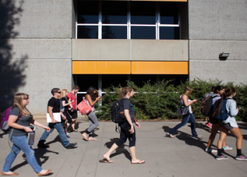 Fox News Reporter Nude Photo Scandal Goes Viral Online