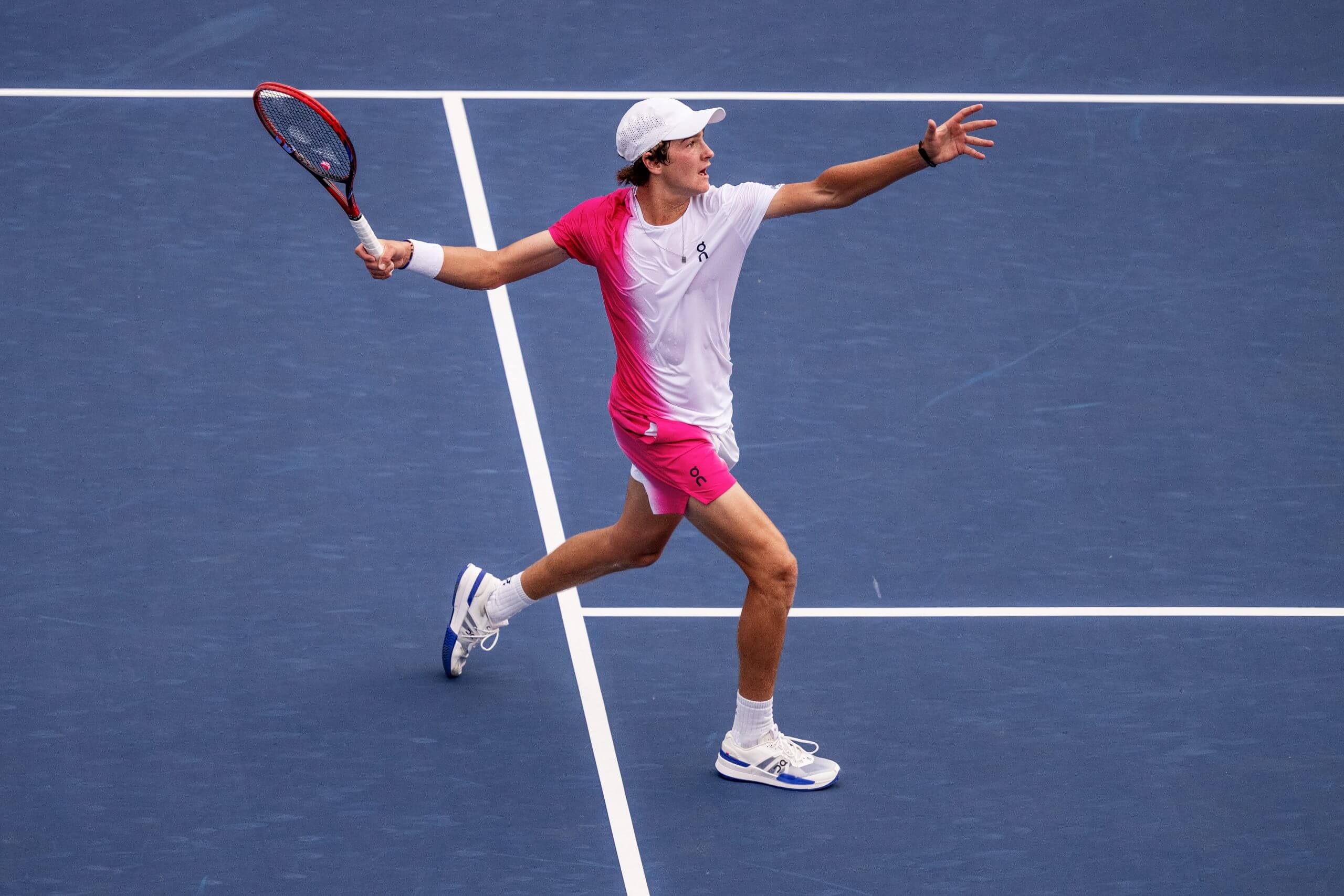 Mountain Tennis Circuit: Whos Playing? Check Out the Players in This Years Competition!