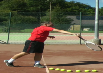 Who has the fastest tennis serve by a man? Find out here now!