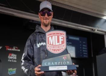 7 Expert Tips to Master the Louisville Football Schedule: Ultimate Guide for 2024 Fans