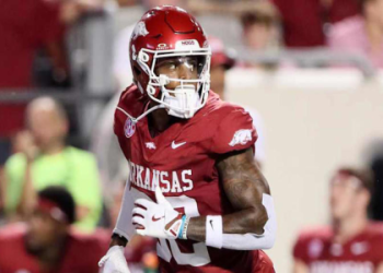 10 Expert Secrets to Mastering Arkansas Football: The Ultimate Guide to Razorback Success