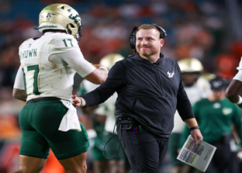 7 Expert Secrets: Where to Watch College Football Online and Never Miss a Game