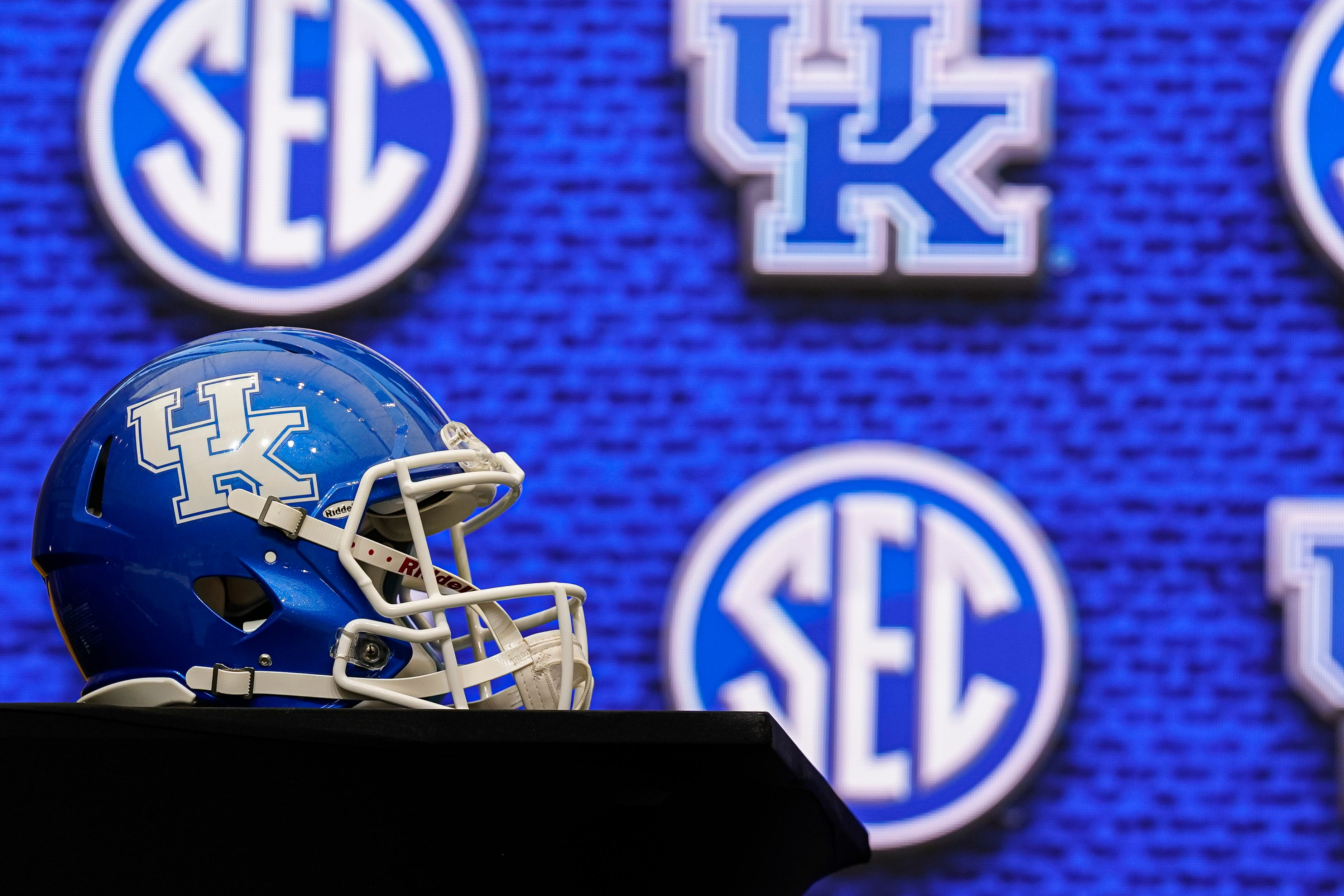 7 Expert Tips to Master the Kentucky Football Schedule: Your Ultimate 2024 Game Day Strategy