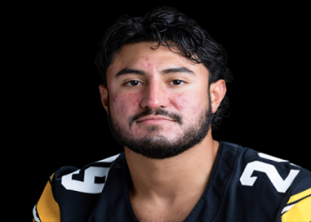 7 Expert Insights: Iowa Hawkeyes Football vs UCLA Bruins Football Match Player Stats Unveiled