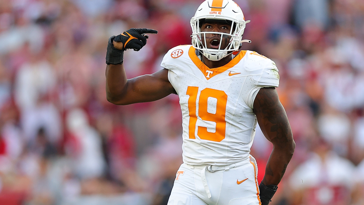 7 Surprising Ways to Watch UK Football vs Tennessee Volunteers Football: The Ultimate Viewing Guide