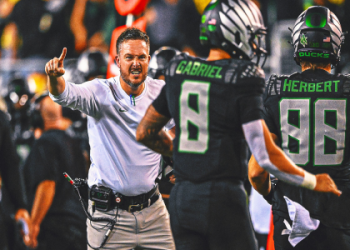 7 Expert Insights into Ohio State Buckeyes Football vs Oregon Ducks Football Stats: The Ultimate Comparison Guide